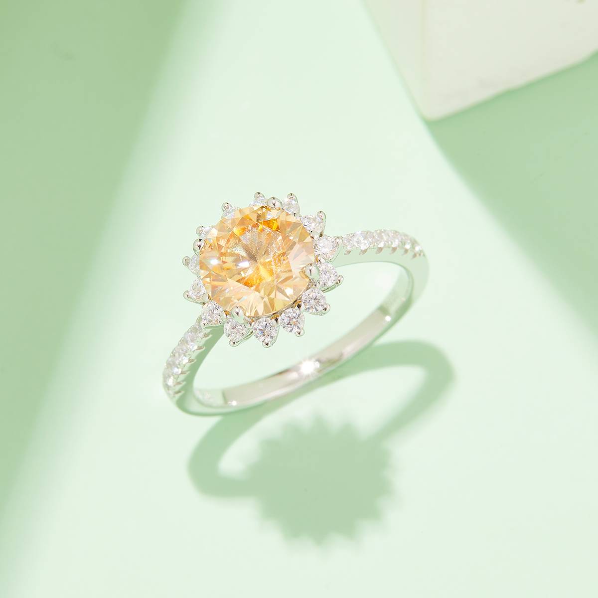 Sunflower S925 Silver Plated Platinum Moissanite Diamond Women's Ring 1.5 Carat D-Class